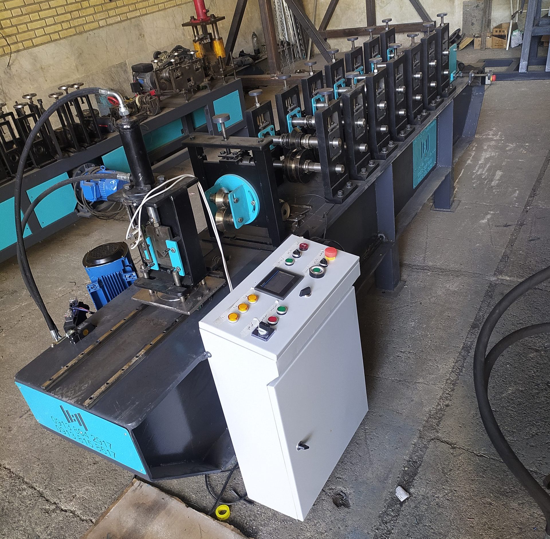 دستگاه رول فرمینگ F47